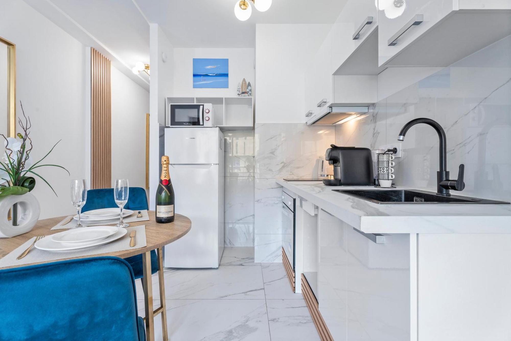 Elegant Studio Avec Terrasse Proche Mer Tramway Nice Exterior foto